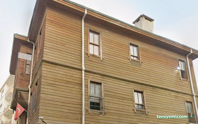 Konak Erkek Öğrenci Yurdu