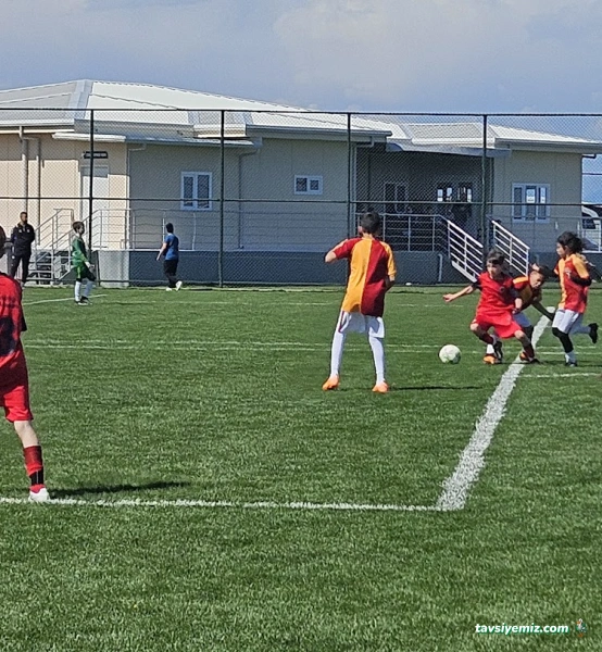 Konya Merkez Resmi Galatasaray Spor Kulübü Futbol Okulları A.a Spor Organizasyonları [Karatay Ve Sancak Sahası]