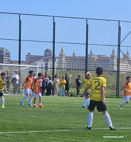 Konya Merkez Resmi Galatasaray Spor Kulübü Futbol Okulları A.a Spor Organizasyonları [Karatay Ve Sancak Sahası]