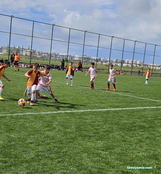 Konya Merkez Resmi Galatasaray Spor Kulübü Futbol Okulları A.a Spor Organizasyonları [Karatay Ve Sancak Sahası]