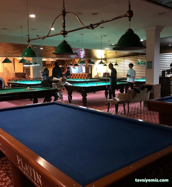 Kristal Cafe & Bilardo