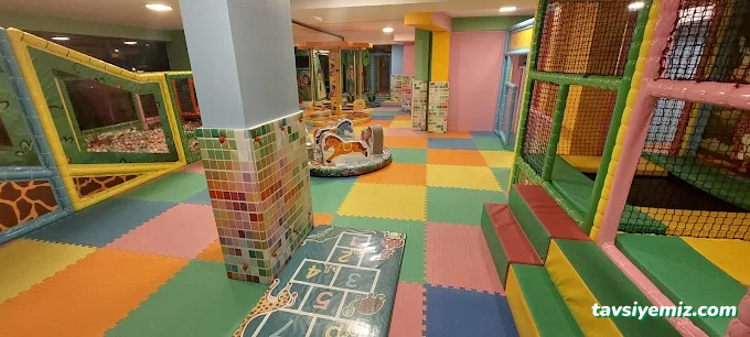 Kübra'nın Oyun Şehri & Cafe