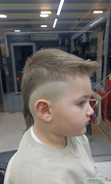 Kültür Erkek Kuaförü