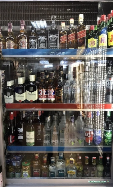 Laz Bakkal Tekel Bayii