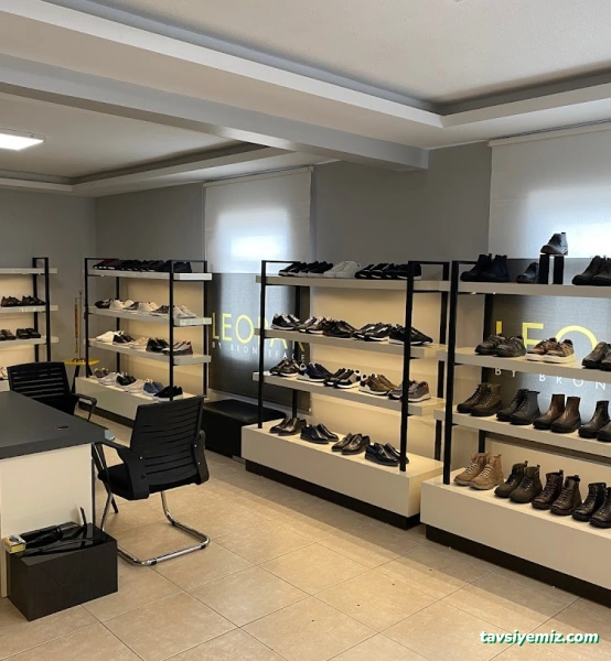 Leopar By Bronzeface