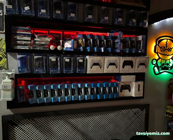 Level Playstation Cafe