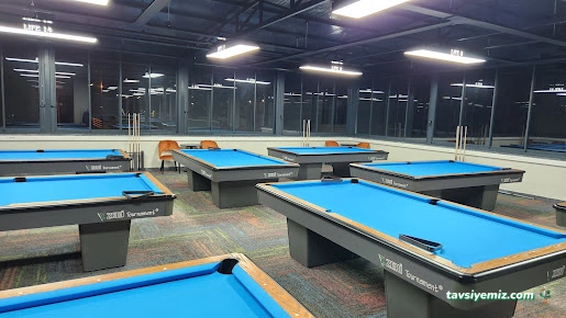 Life Billiards & Bistro