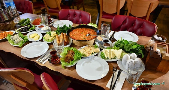 Madalyalı Restoran - Ataşehir