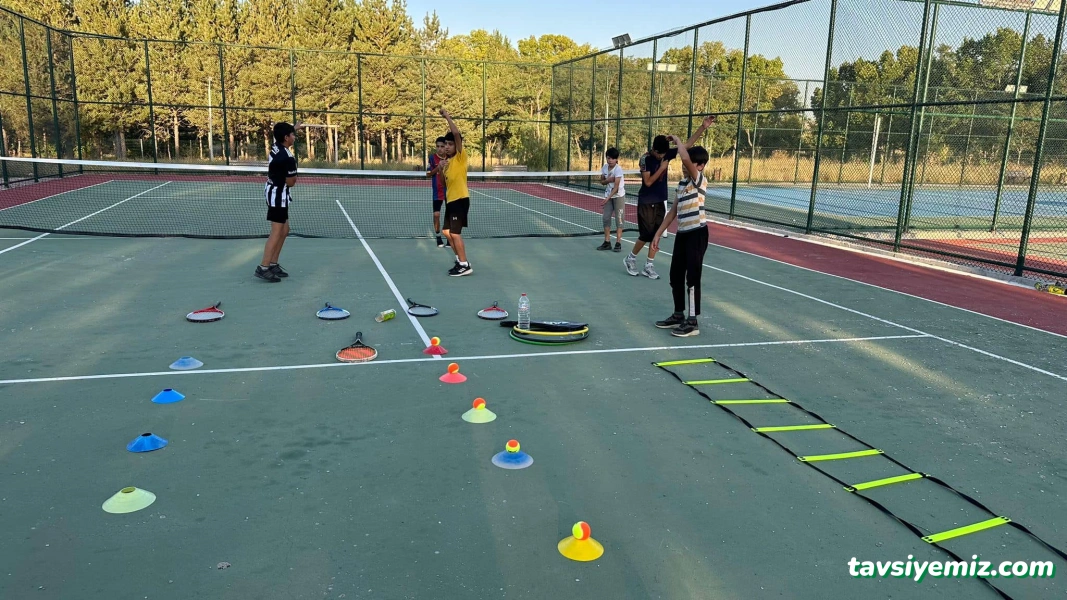 Malazgirt Açık Tenis Kortu