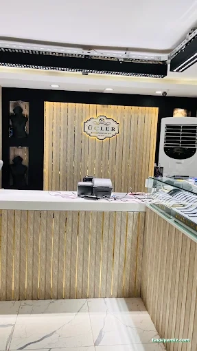 Marjinal Tasarım Duvar Kağıdı Ve Parke