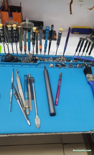 Marmara İletişim-İzmit Telefon Tamiri-İzmit Cep Telefonu Tamir Ve İkinci El Alım Satım Merkezi