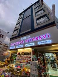 Medrese Kitabevi