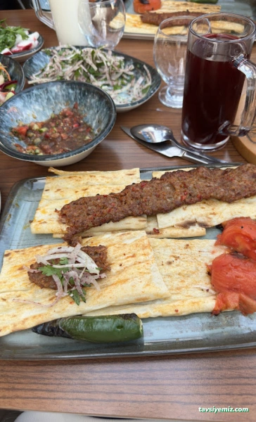 Meftun-U Hayal Cafe & Restaurant