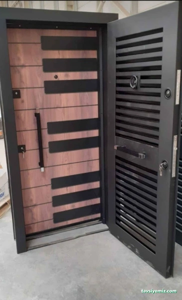 Mehmet Irmak- Çatı Kaplama Demir Doğrama Ferforje Kaynak