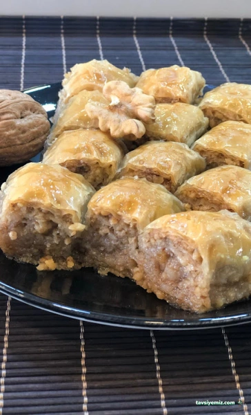 Mehmet Usta Tatlıları