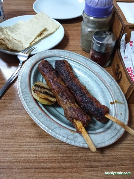 Menekşe Kasap Lokantası