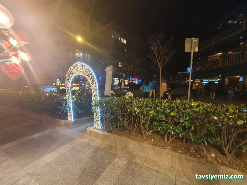 Meşhur Dondurmacı Ali Usta