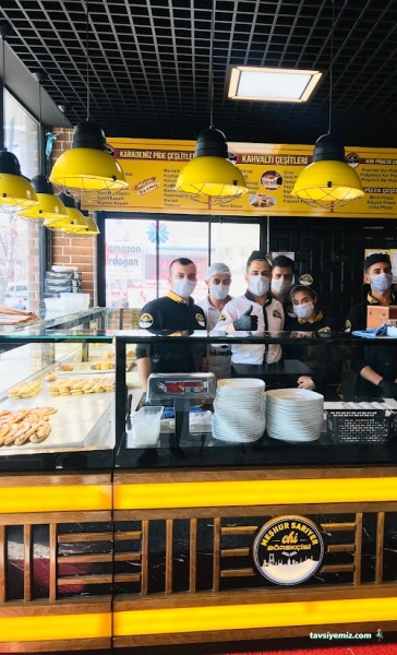 Meşhur Sarıyer Börekçisi Arnavutköy