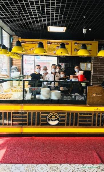 Meşhur Sarıyer Börekçisi Arnavutköy