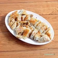 Meşhur Sarıyer Börekçisi Osman Usta