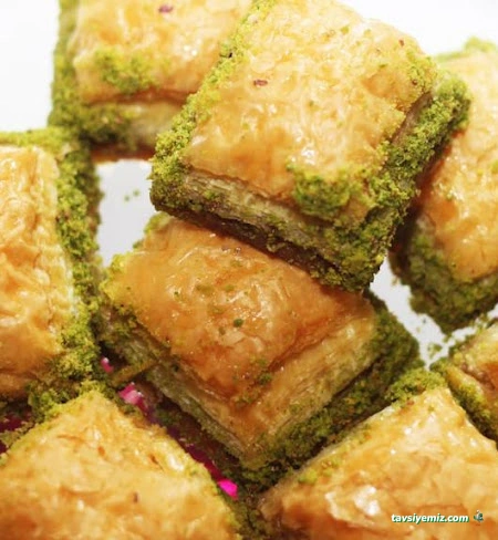 Meşhur Sıdık Usta Tatlıları Alsancak