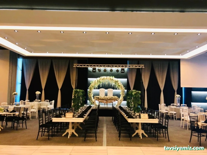 Metromall Balo & Nikah Ve Konferans Salonları