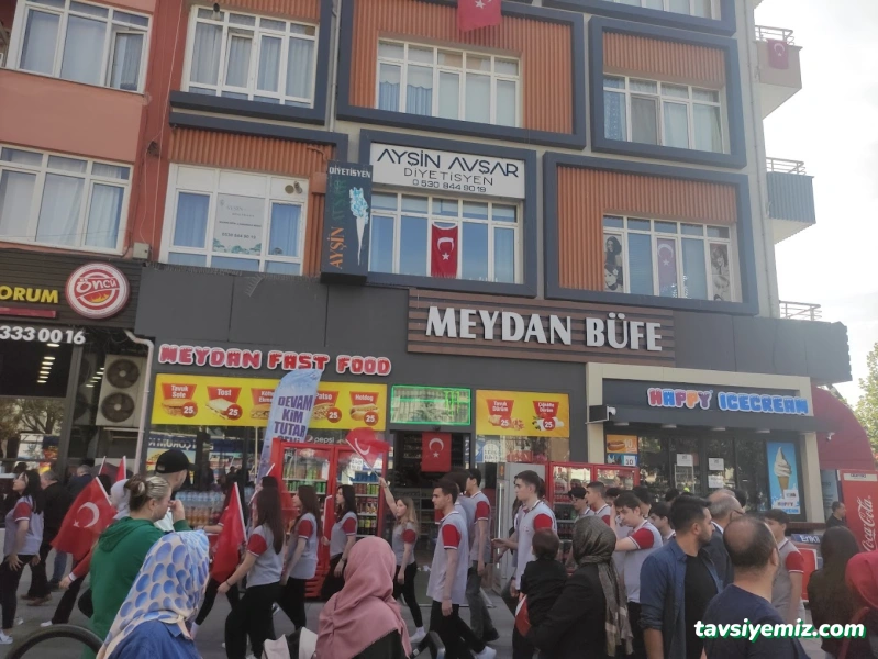 Meydan Büfe