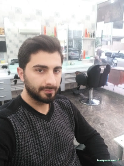 Model Erkek Kuaförü