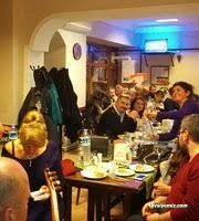 Mor Salkım Meyhanesi