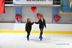 Muratpaşa Belediyesi Buz Paten Pisti