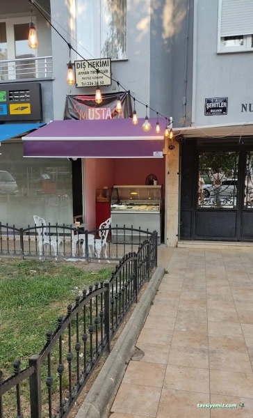 Mustafa Usta Dondurmaları