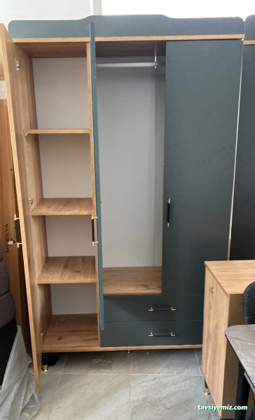 Nazar İkinci El Eşya Ve Spot Mağazası