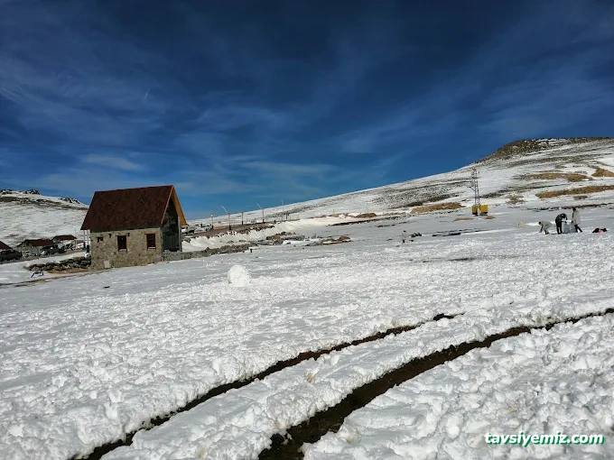 Niğde Keten Çimen Kayak Merkezi