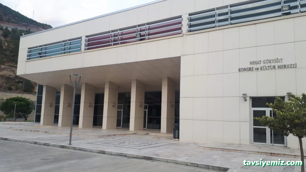 Nihat Gökyiğit Kongre Merkezi