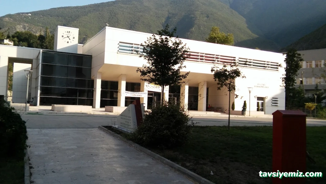 Nihat Gökyiğit Kongre Merkezi