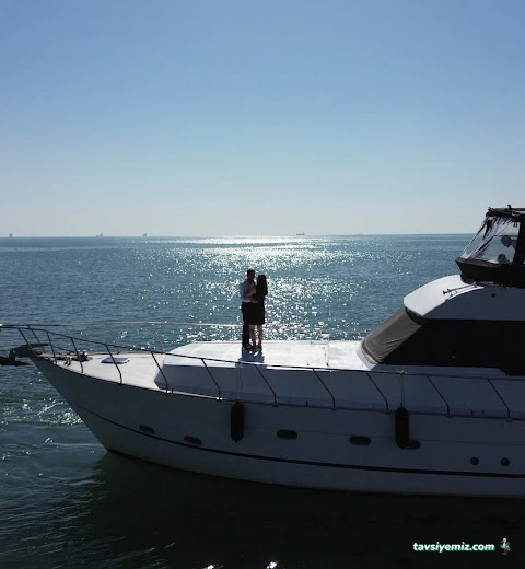 Niloş Yat Kiralama | Mersin Evlilik Teklifi | Mersin Yat İşletmesi