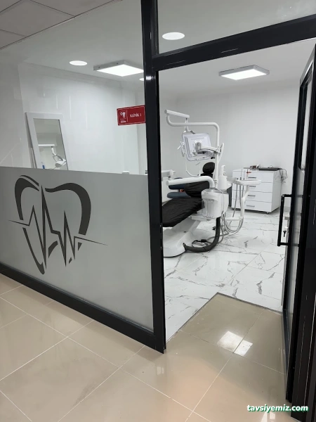 Okan Ok Diş Kliniği -Ardahan Diş Hekimi- Ardahan Diş Doktoru