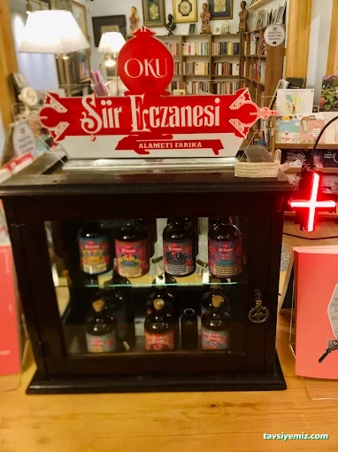 Oku Kitabevi & Sanat Galerisi & Yayınevi