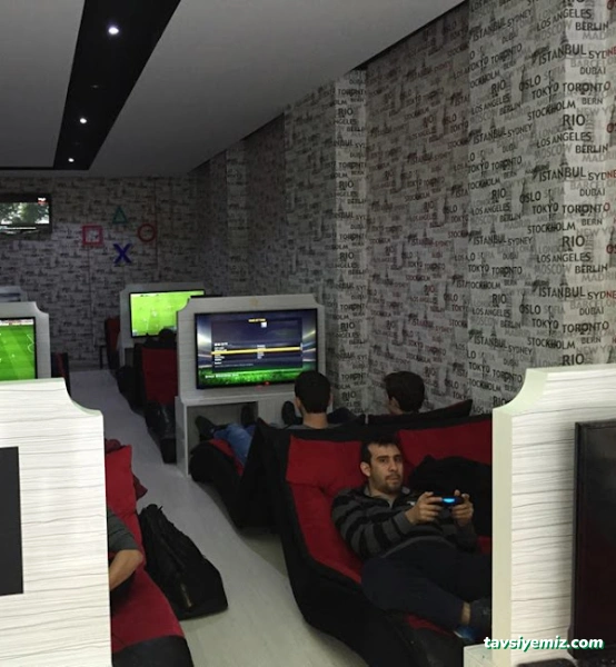 On Numara Playstation Salonu