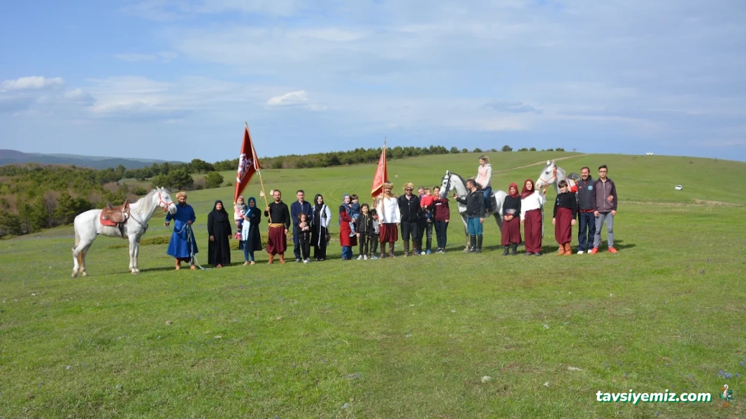Onbeşliler Atlı Okçuluk Spor Kulübü