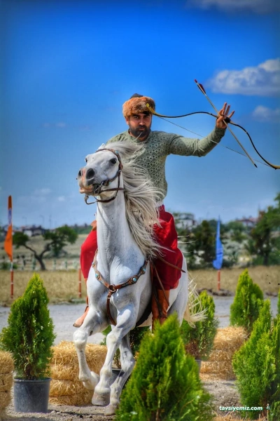 Onbeşliler Atlı Okçuluk Spor Kulübü