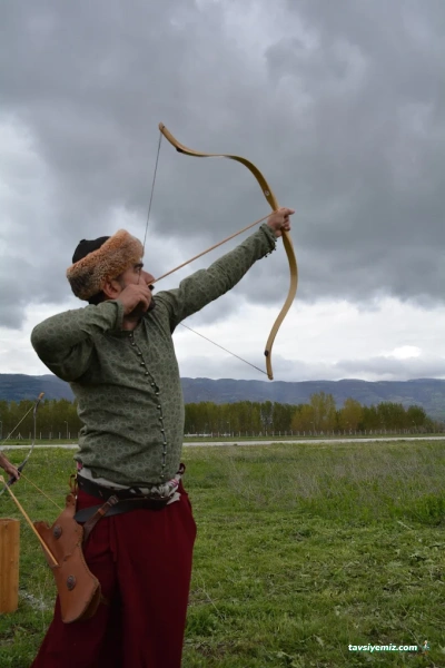 Onbeşliler Atlı Okçuluk Spor Kulübü