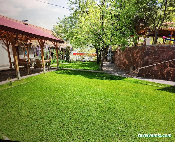 Onbir Kardeşler Dinlenme Tesisi