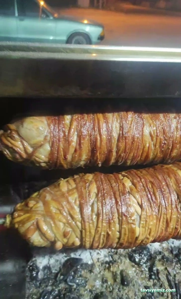 Öncü Şırdan & Midye Kuyu Kokoreç