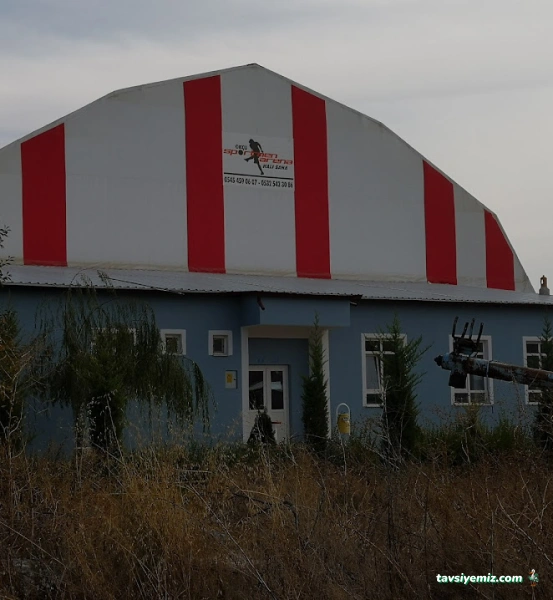 Ortaköy Sportmen Arena Halı Saha