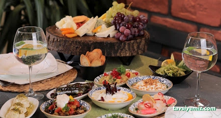 Ortaya Meze Ömürevleri