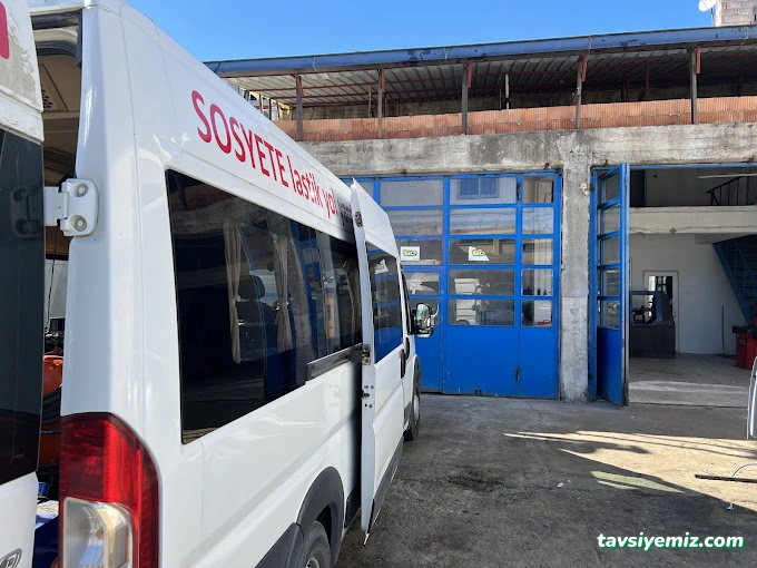 Oto Kurtarma Sosyete Oto Lastik