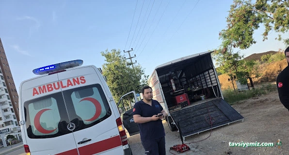 Oto Lastik 7/24 Yol Yardım Servisi Yeniler Oto Lastik