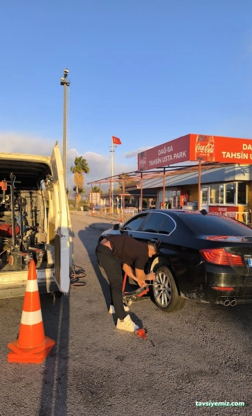 Öz Merkez Oto Lastik