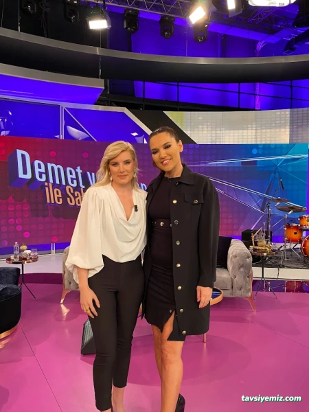 Özge Kara Saç Ekimi